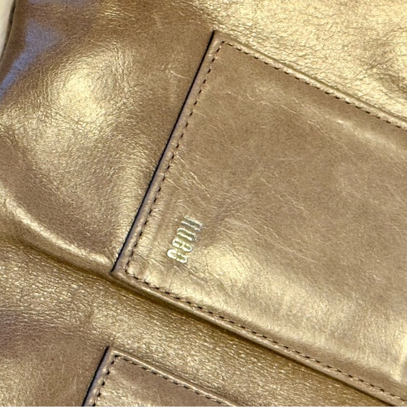 HOBO The Original Lauren Clutch Wallet Taupe - Picture 4 of 10